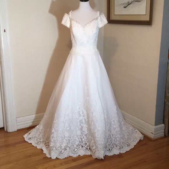 Mon Cheri Dresses & Skirts - Say YES! Mon Cheri Wedding Dress